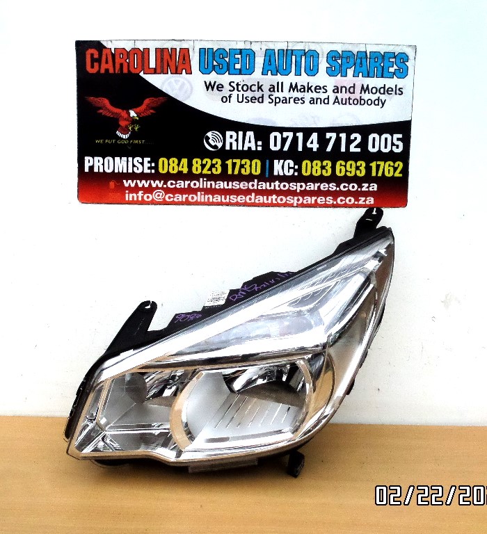 Chevrolet Trailblazer left side standard headlight - Private Seller Chevrolet Trailblazer left side standard headlight - Private Seller