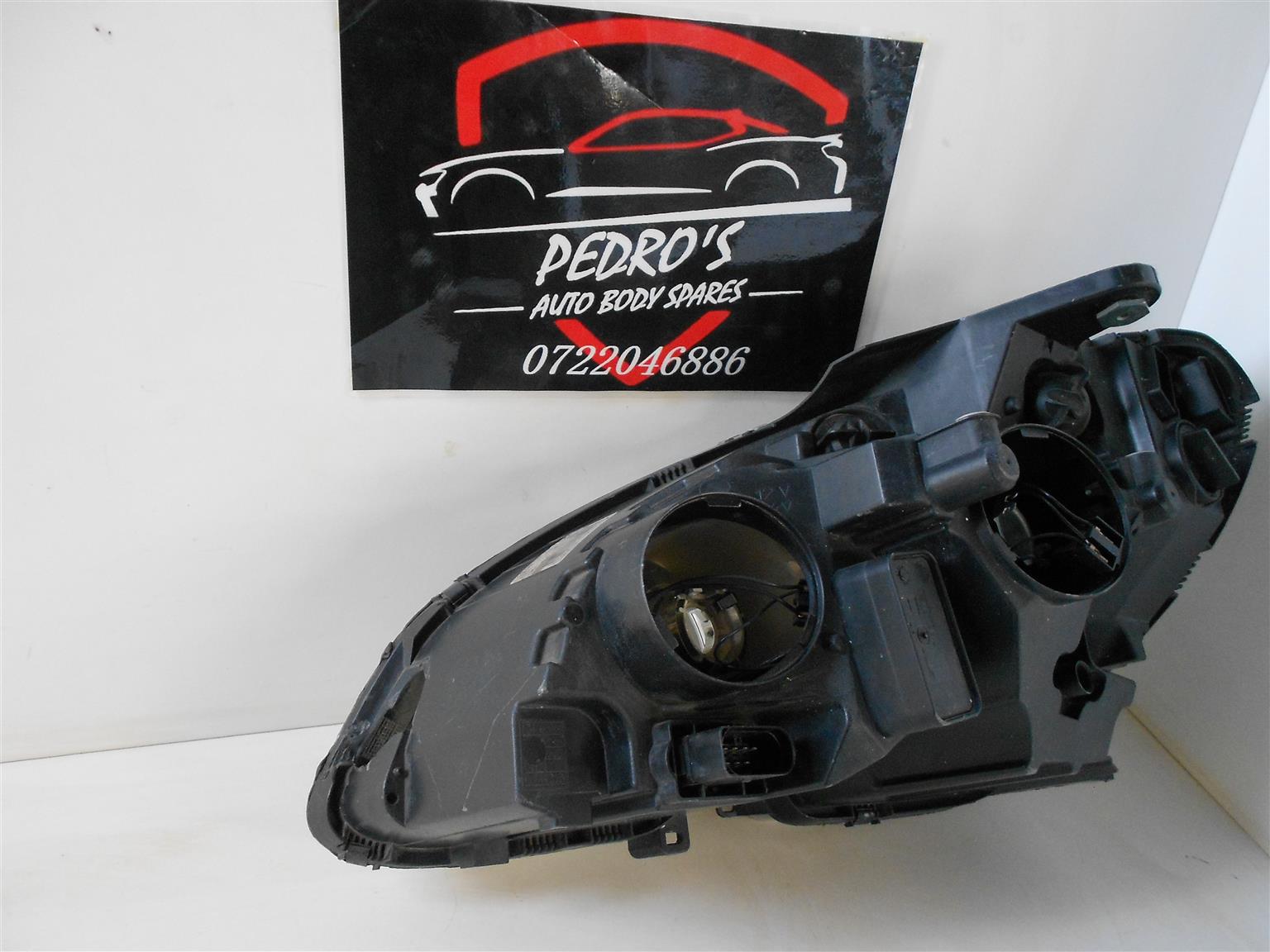 Mercedes Benz W204 preface headlight