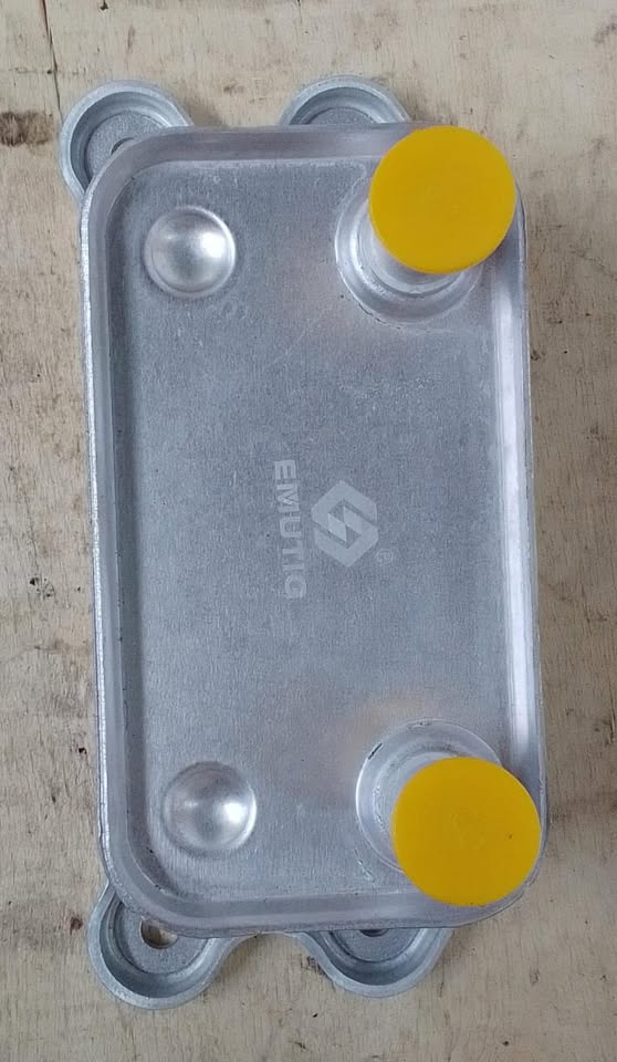 Volvo S40 oil cooler for sale - Private Seller Volvo S40 oil cooler for sale - Private Seller