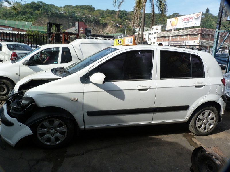 Hyundai Getz 1.6 Manual White - 2010 STRIPPING FOR SPARES - Private Seller Hyundai Getz 1.6 Manual White - 2010 STRIPPING FOR SPARES - Private Seller