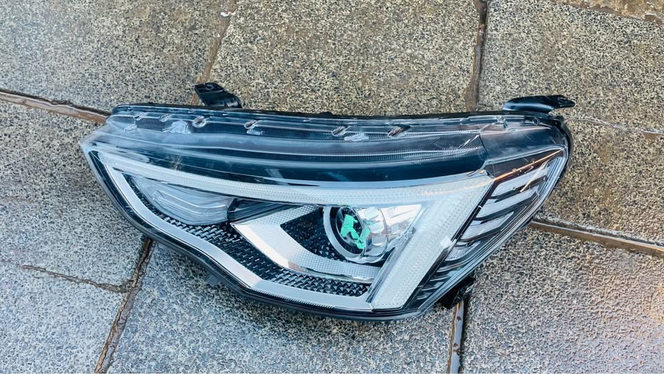 HAVAL JOLION LED HEADLIGHT - Private Seller HAVAL JOLION LED HEADLIGHT - Private Seller