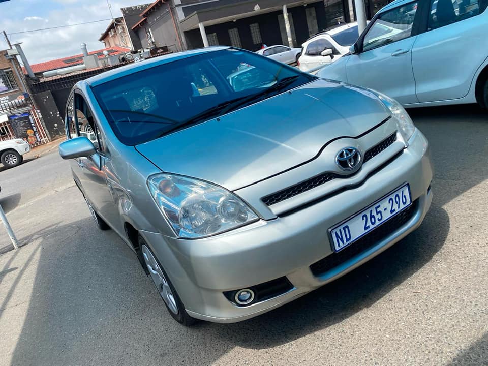 2007 TOYOTA COROLLA VERSO 1.6