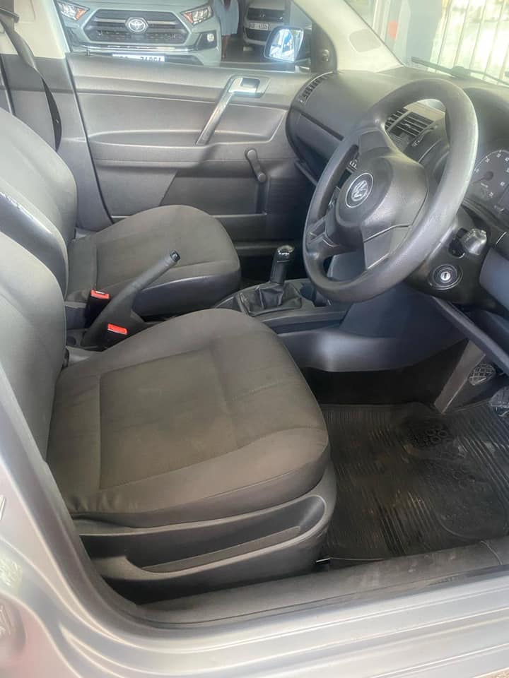 2011 VW POLO VIVO 1.4 BLUEINE