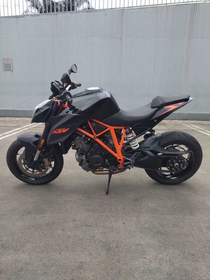 Used KTM 1290 Super Duke R - Private Seller