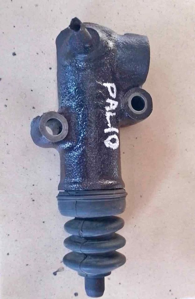 Fiat Palio clutch slave - Private Seller Fiat Palio clutch slave - Private Seller