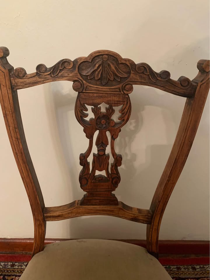 Antique nursing chair