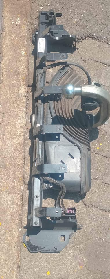 Bmw G01 tow bar - Private Seller Bmw G01 tow bar - Private Seller