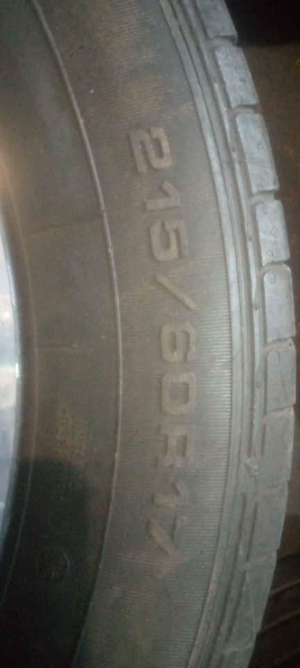 Kia Selto complete rim size 17 - Private Seller