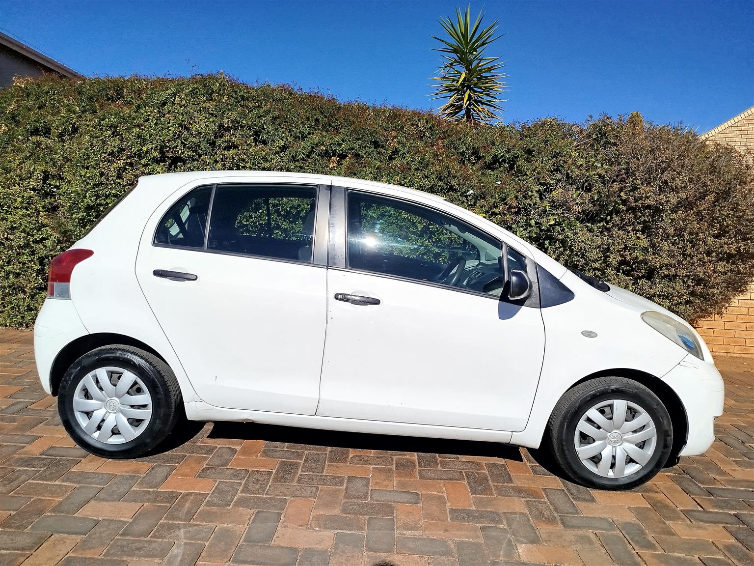 Used 2010 Toyota Yaris 1.0 5-door T1 - Private Seller Used 2010 Toyota Yaris 1.0 5-door T1 - Private Seller