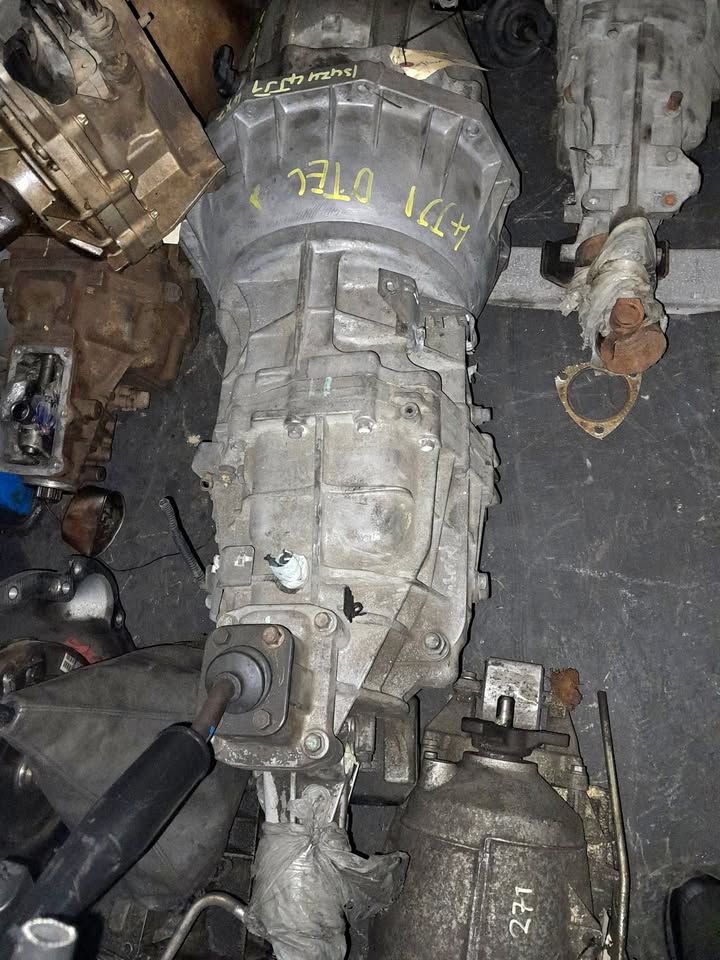 ISUZU 4JJ1 D MAX 5 SPEED MANUAL GEARBOX - Private Seller ISUZU 4JJ1 D MAX 5 SPEED MANUAL GEARBOX - Private Seller
