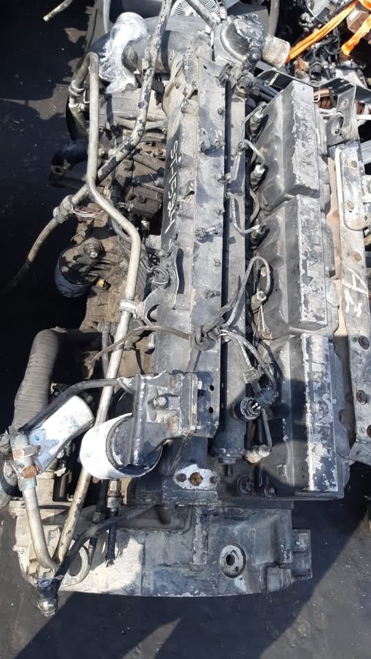 Nissan UD Fe6&Man commonrail engines/gearboxes for sale