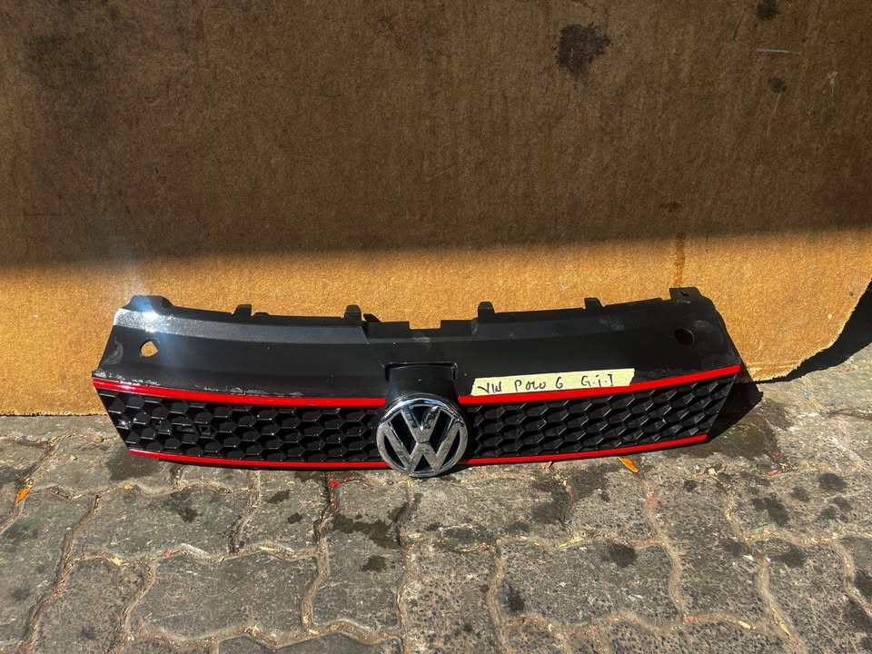 Volkswagen Golf 6 GTI Grill - Private Seller Volkswagen Golf 6 GTI Grill - Private Seller