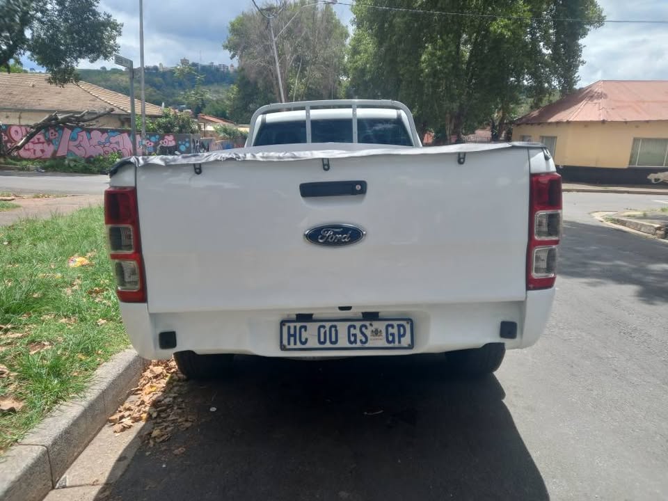 2017 Ford Ranger  single cab 2.2 Diesel, Manual 5speed, White, Spere key, Low Raider,