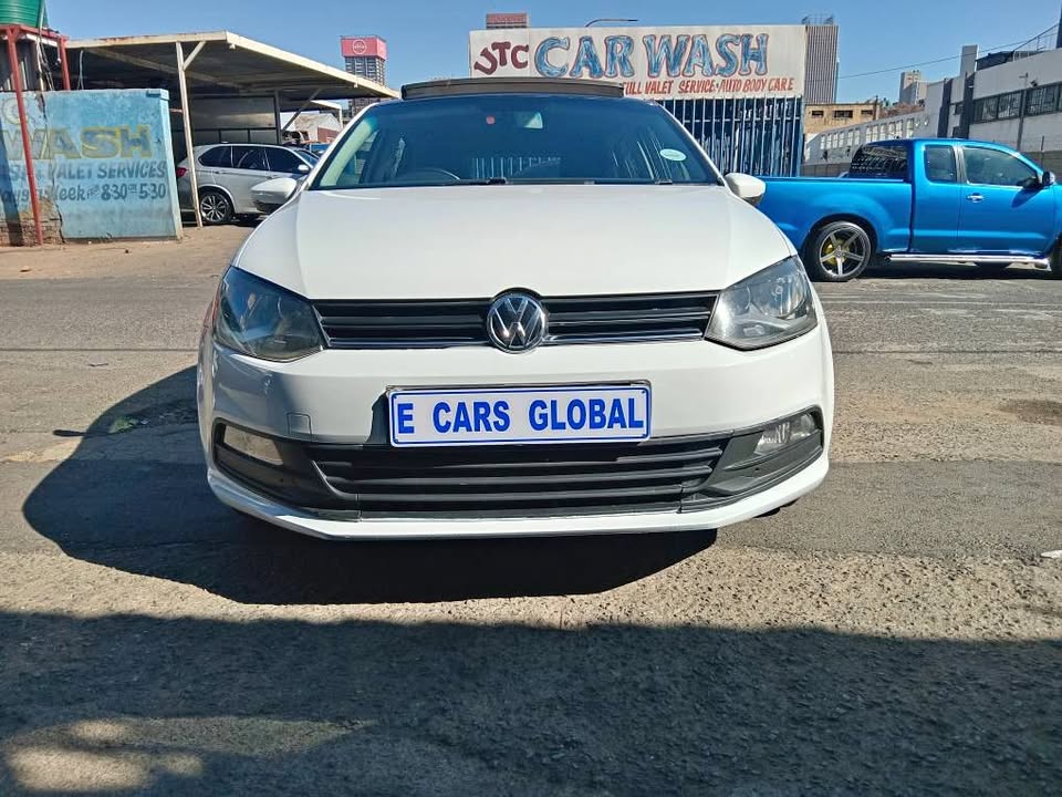 2013 VW Polo 6