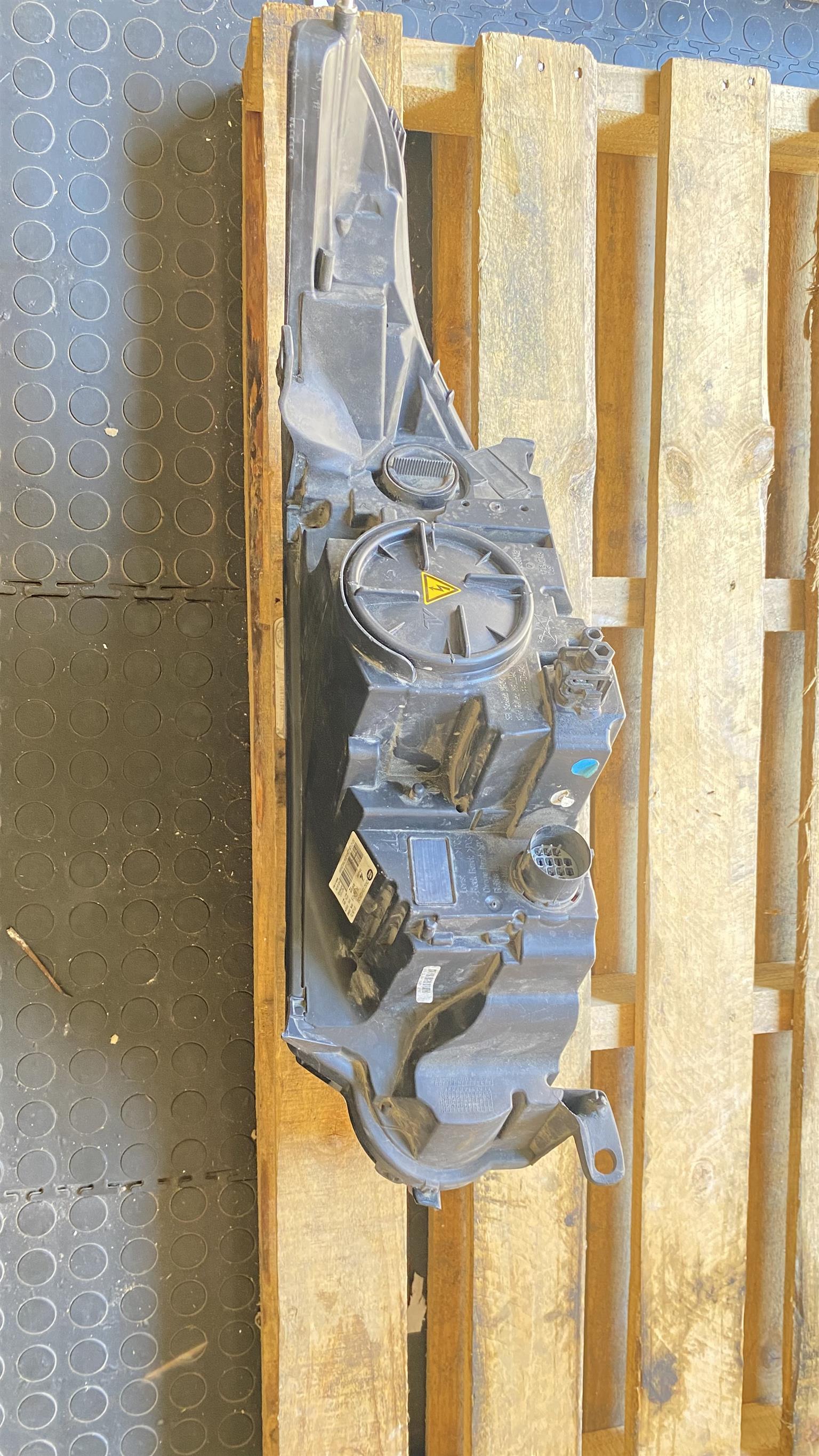 Range Rover sports headlight