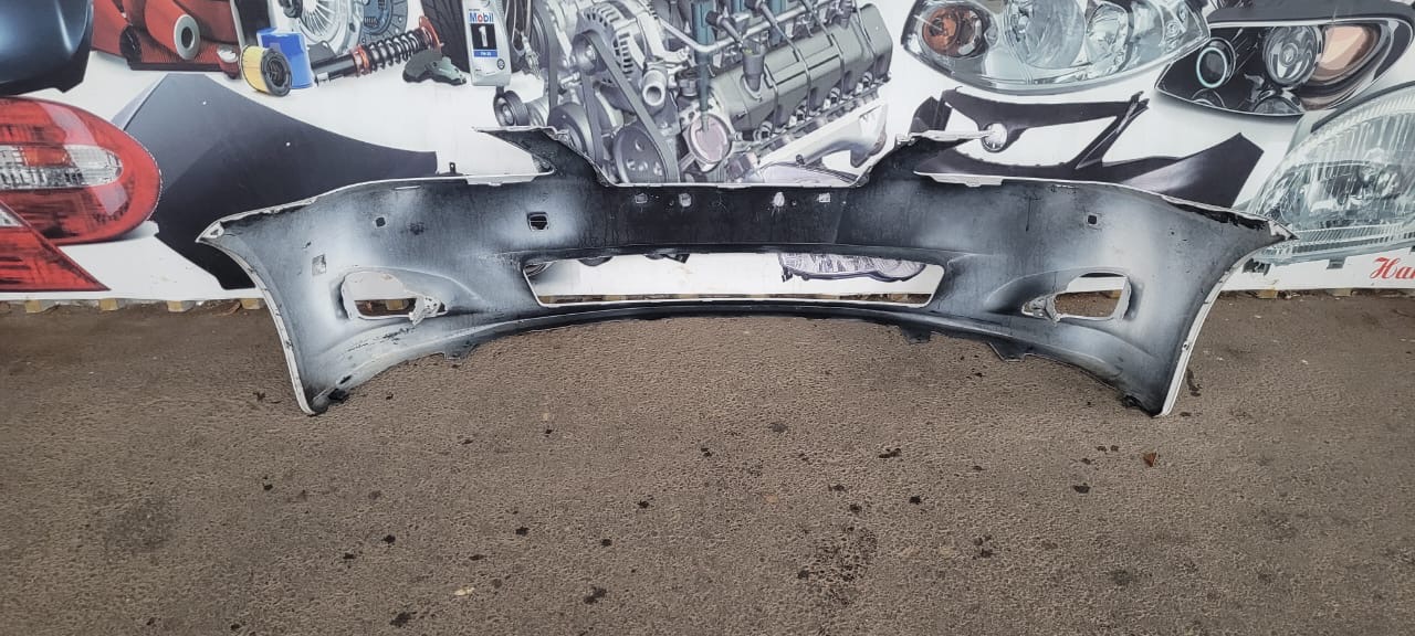 2010 LEXUS IS250 FRONT BUMPER FOR SALE. IN EXCELLENT CONDITION - Private Seller 2010 LEXUS IS250 FRONT BUMPER FOR SALE. IN EXCELLENT CONDITION - Private Seller