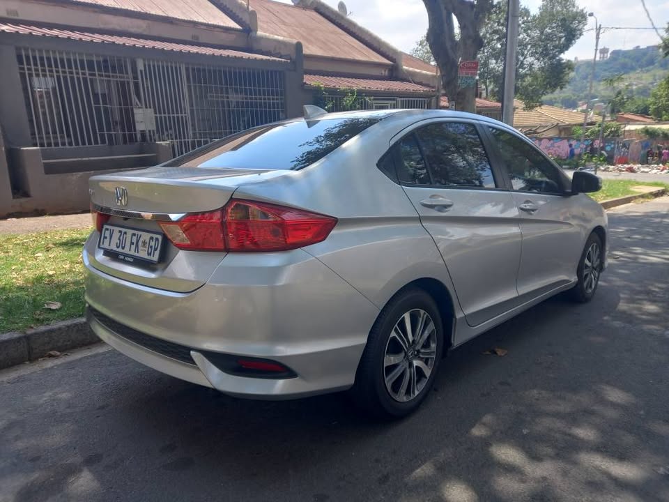 2017 Honda Ballard 1.5 petrol, Silver, Manual, Reverse camera  Spere key
