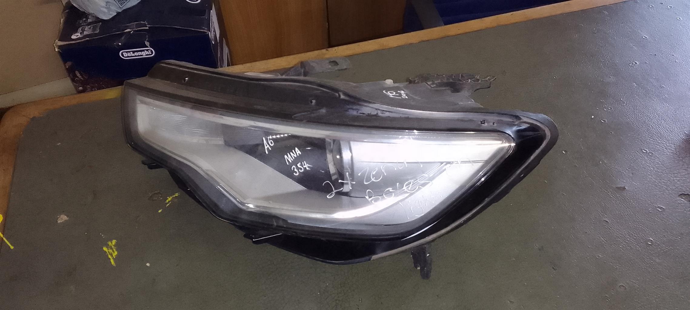 Audi A6 Headlight for SALE - Private Seller Audi A6 Headlight for SALE - Private Seller