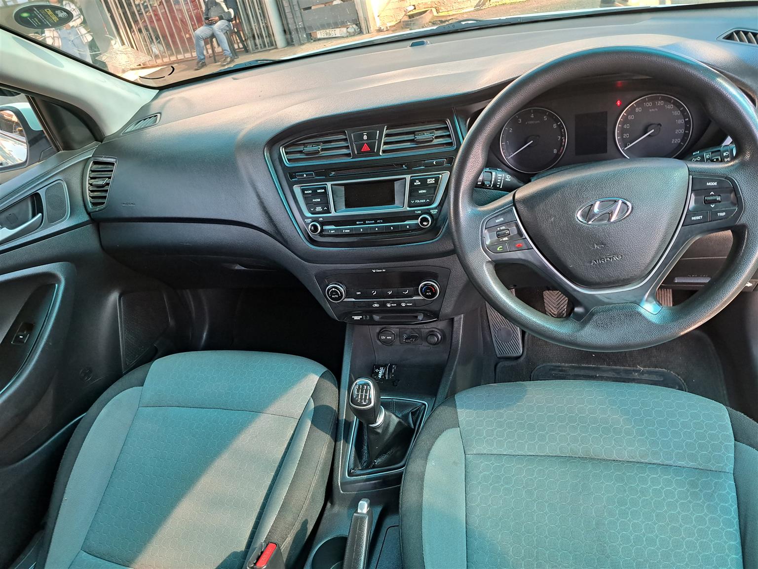 HYUNDAI