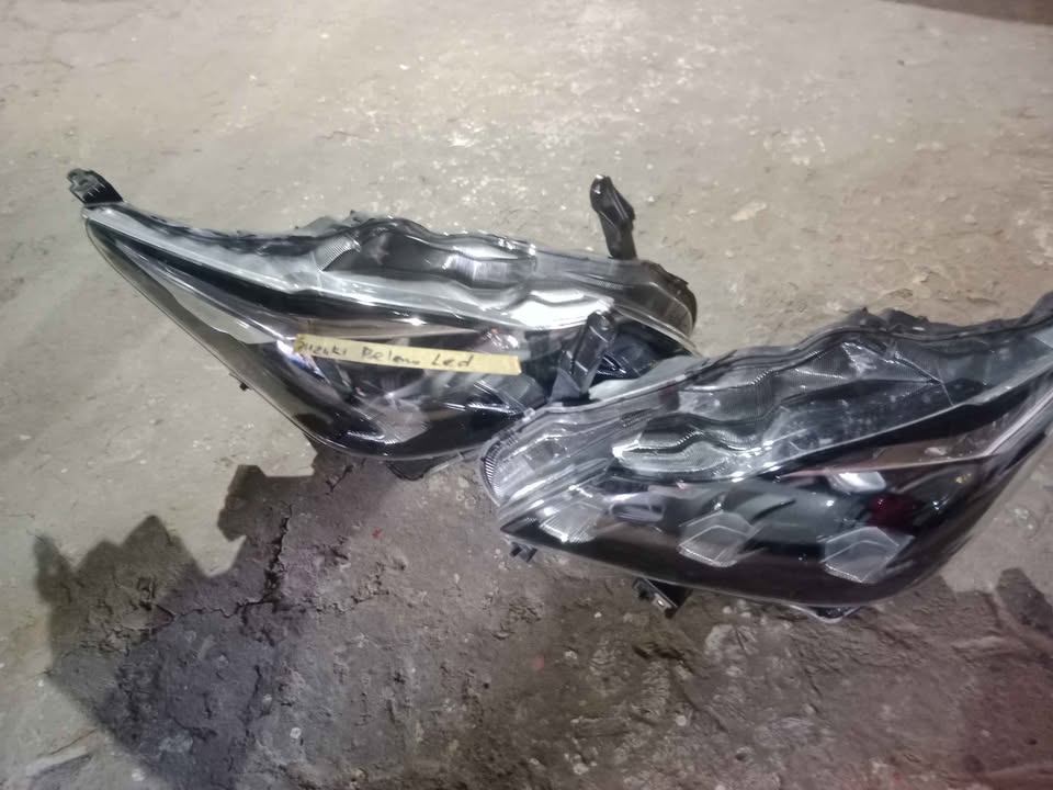 Suzuki baleno headlight - Private Seller Suzuki baleno headlight - Private Seller