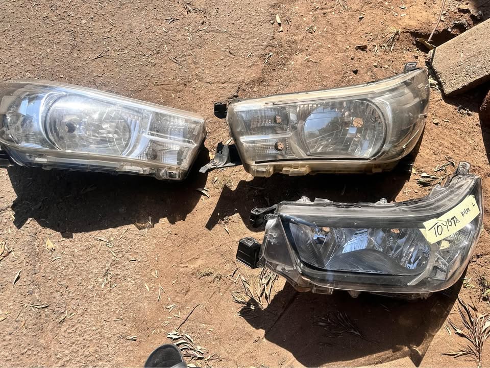 Toyota Hilux headlights - Private Seller Toyota Hilux headlights - Private Seller