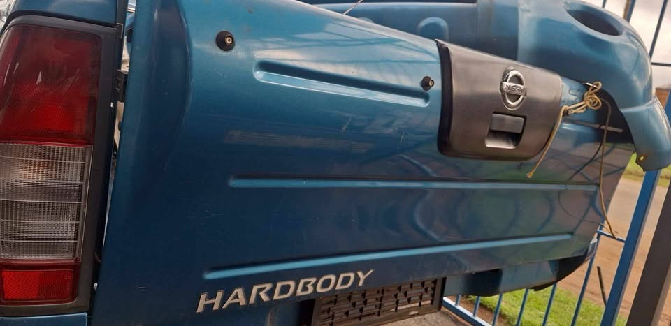 Nissan hardbody tailgate available - Private Seller