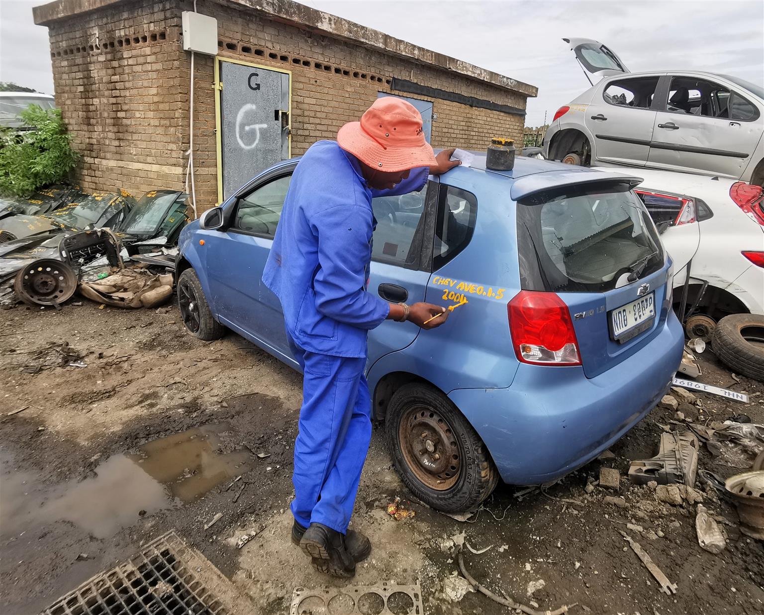 BMW E36 320i Auto - Stripping for Spares