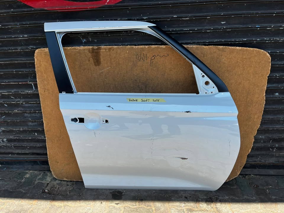 2025 Suzuki Swifts RF Door - Private Seller 2025 Suzuki Swifts RF Door - Private Seller