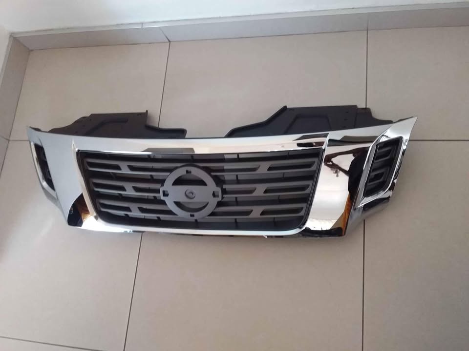 NISSAN NAVARA 2016/21 FRONT GRILLES FORSALE