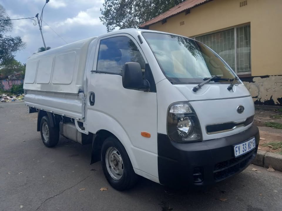 2012 Kia 2700 Diesel, Manual, White