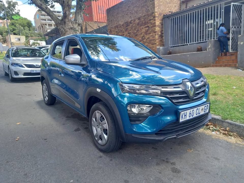 2021 Renault Kwid 1.0 Petrol, Automatic, Blue Color, Mileage 18000kms, Spare key, Sb