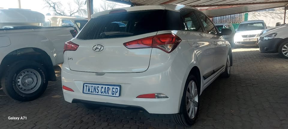 Hyundia Grand i20 1.4 Manual petrol