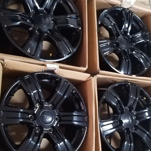 ford ranger 17inch black rims