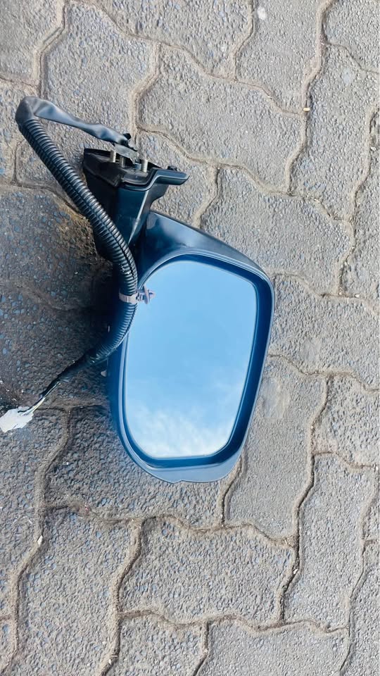 Honda Jazz side mirror 2010 - Private Seller Honda Jazz side mirror 2010 - Private Seller