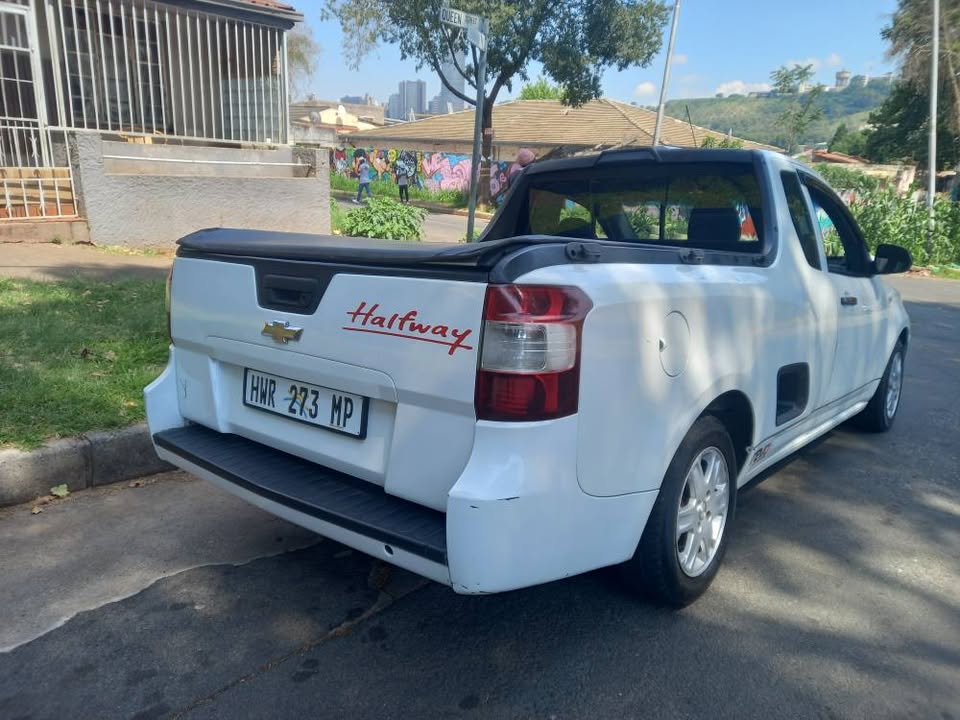 2016 Chevrolet Utility Bakkie 1.4 Petrol,  Manual, White Color, Mileage 64000kms