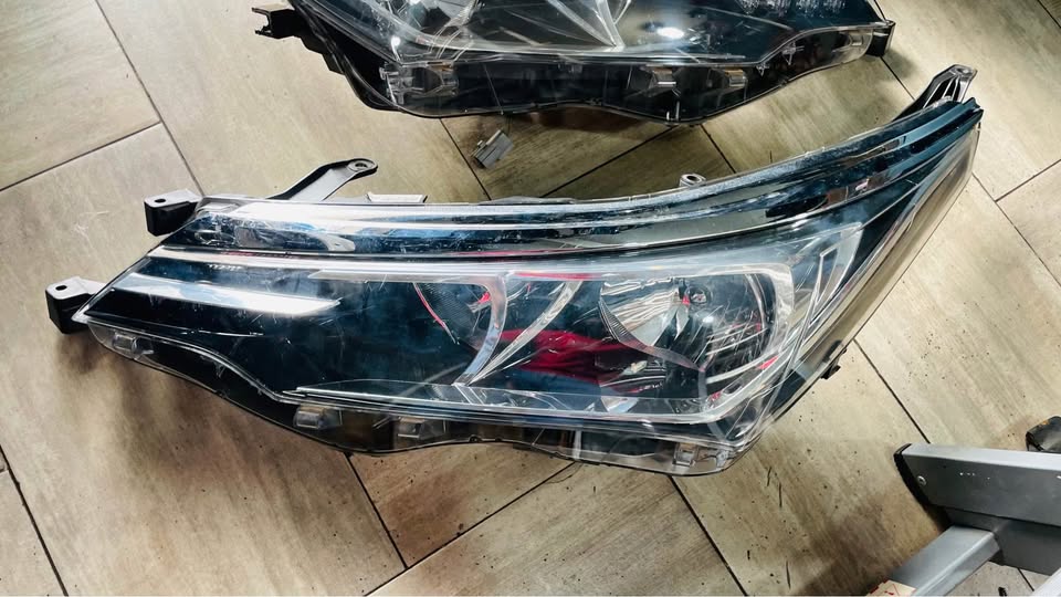 Toyota Corolla Prestige headlights 2017/20 - Private Seller Toyota Corolla Prestige headlights 2017/20 - Private Seller