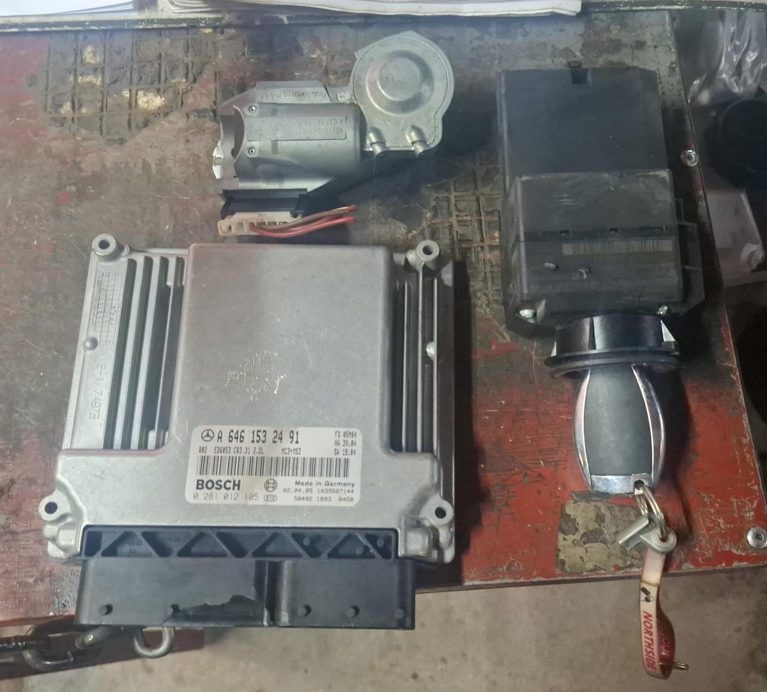 Mercedes Vito 115 manual lockset for sale Mercedes Vito 115 manual lockset for sale