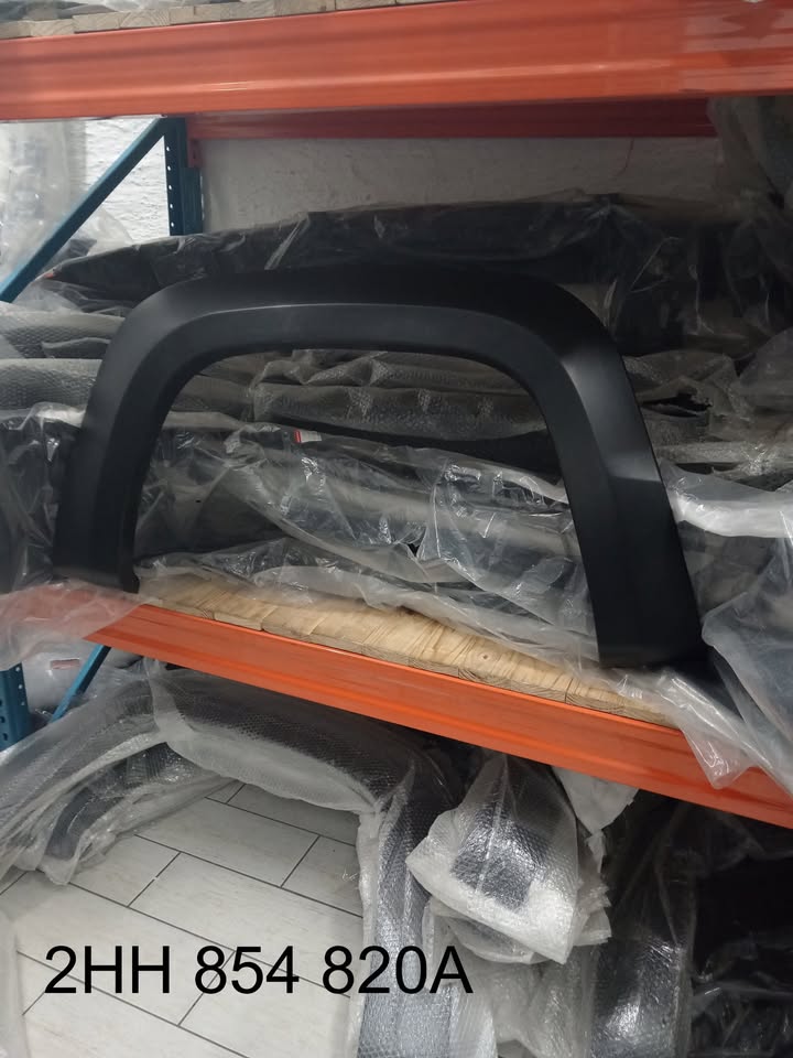 Right Rear wheel Arch Cover Trim for the VW Amarok 2010-20 - Private Seller Right Rear wheel Arch Cover Trim for the VW Amarok 2010-20 - Private Seller