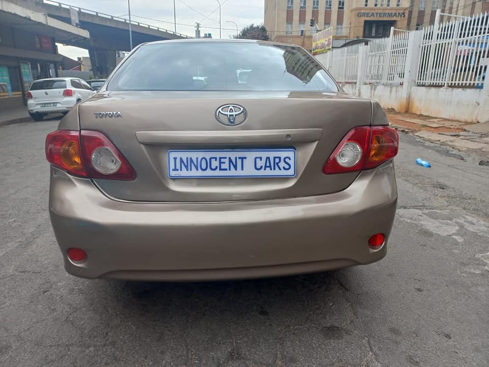 2008 TOYOTA COROLLA PROFESSIONAL 1.6 PETROL , MANUAL TRANSMISSION, GOLD COLOUR,