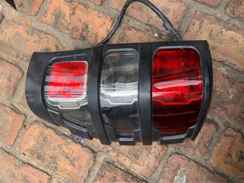 Ford ranger T7 taillight right side