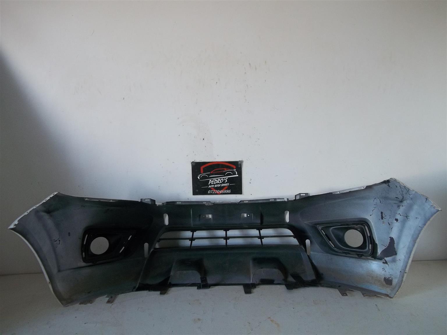 Nissan Np300 '15+ front bumper - Private Seller