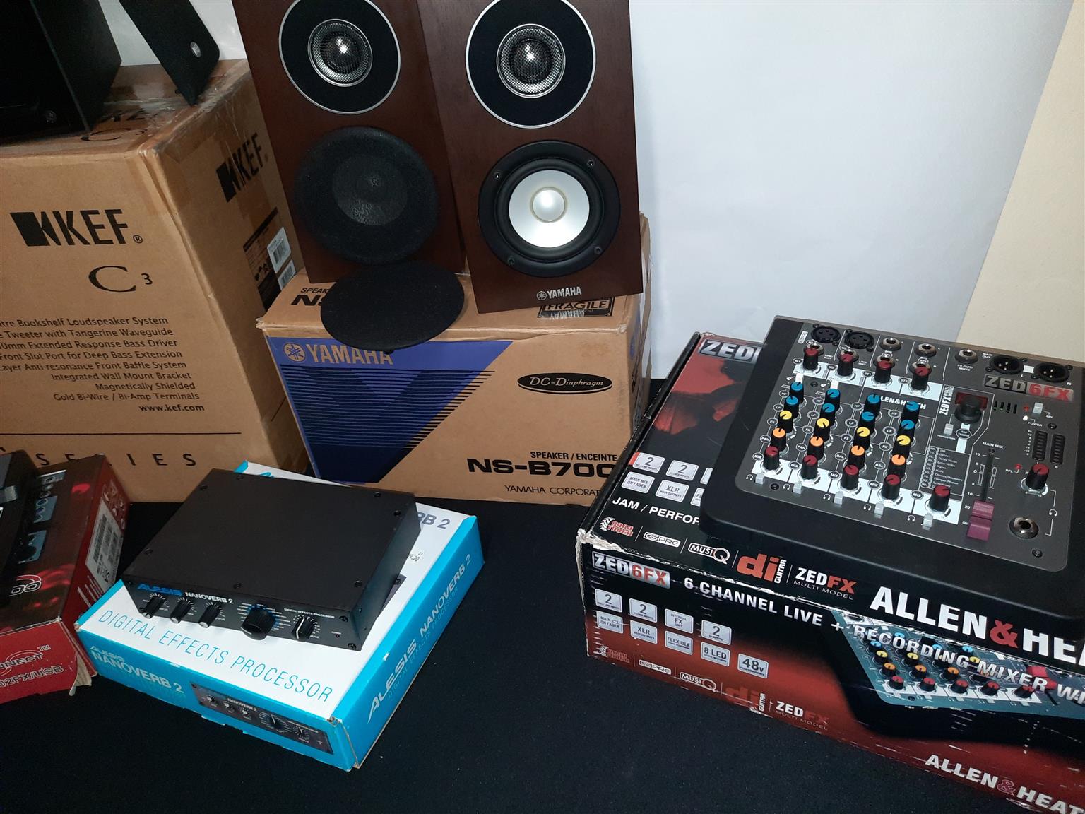 New Pro sound and hifi equipment 