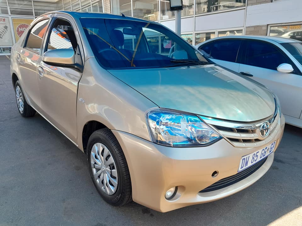 2015 TOYOTA ETIOS 1.5 SX SPRINT SEDAN MANUAL