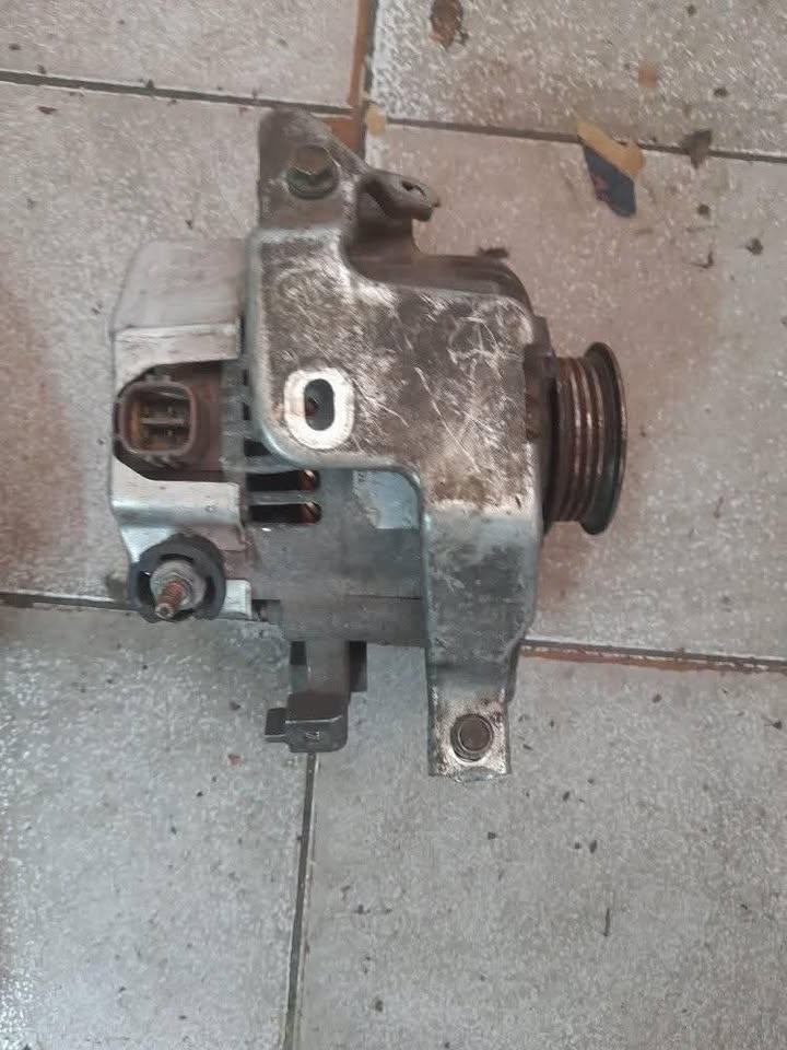 Toyota corolla professional 1.3 Alternator - Private Seller Toyota corolla professional 1.3 Alternator - Private Seller