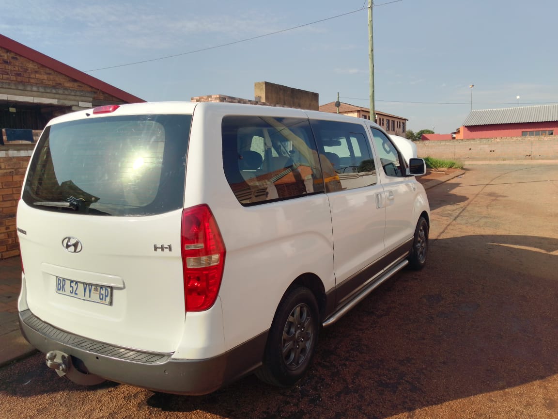 Hyndai H1, petrol . 8 seater Manual transmission 2012 model.
