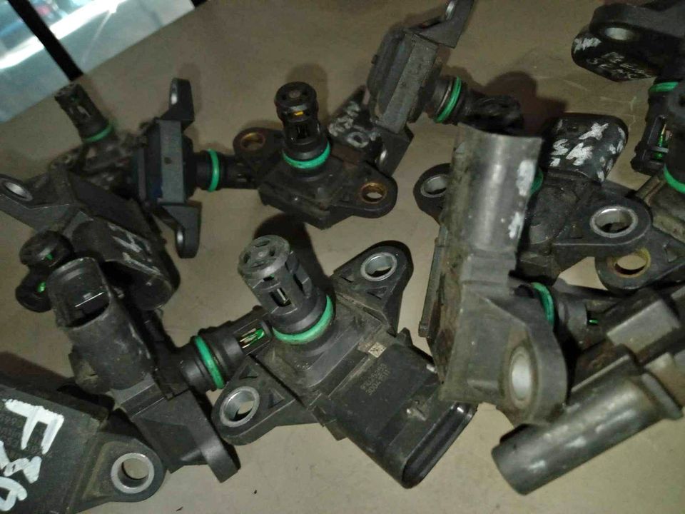 Pressure sensors BMW - Private Seller