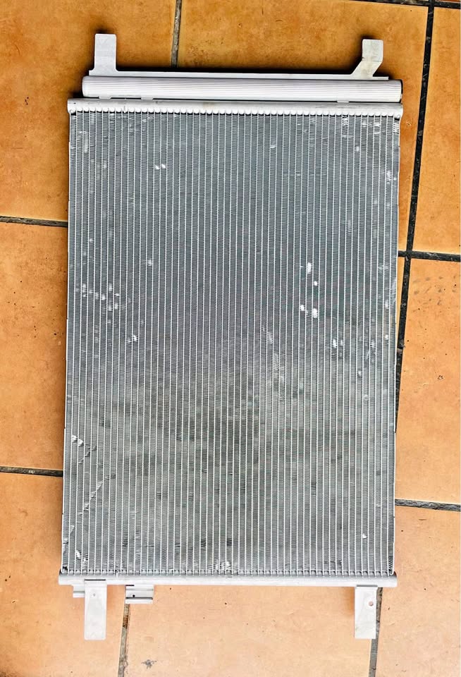 Seat Leon ST Condenser 2012/17 - Private Seller Seat Leon ST Condenser 2012/17 - Private Seller