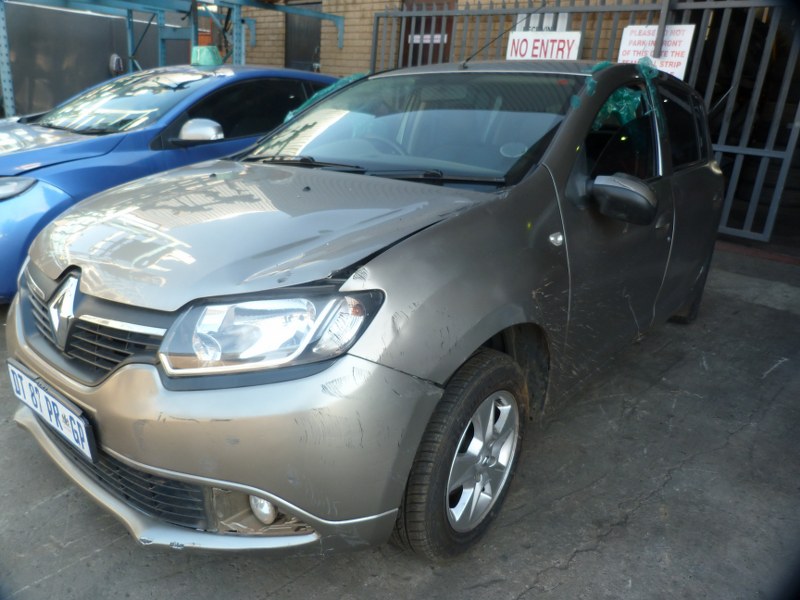 Renault Sandero 900T Dynamique Manual Gold - 2015 STRIPPING FOR SPARES - Private Seller Renault Sandero 900T Dynamique Manual Gold - 2015 STRIPPING FOR SPARES - Private Seller
