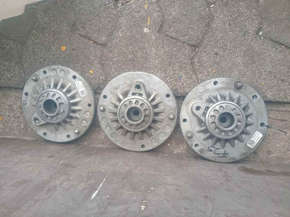 Bmw f25 shock mountings - Private Seller Bmw f25 shock mountings - Private Seller