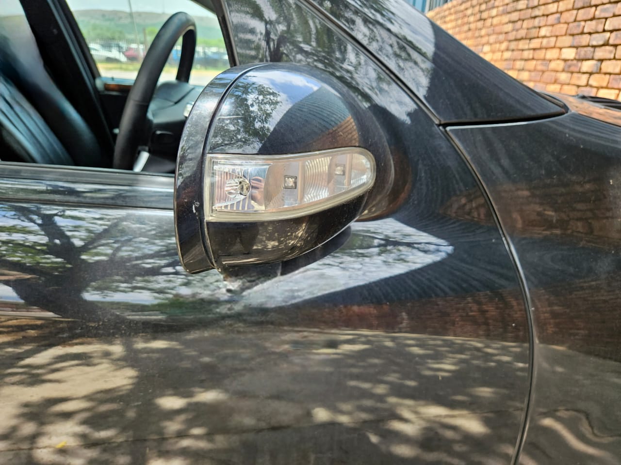 Mercedes ML320 mirrors for sale preface - Private Seller Mercedes ML320 mirrors for sale preface - Private Seller